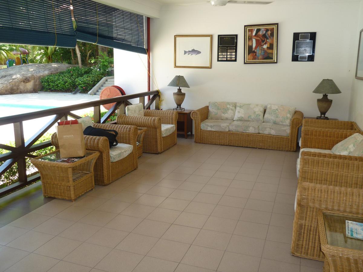 Selesa Tioman -Home Stay Apartments Kampung Genting Esterno foto